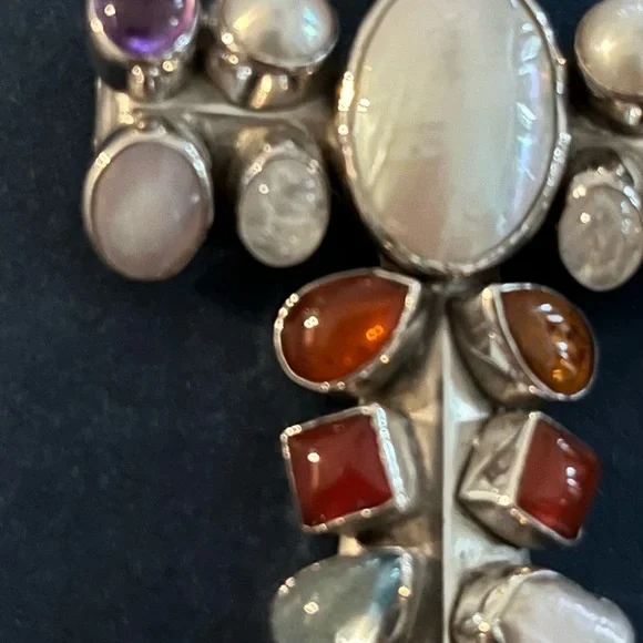 Gorgeous Silver Gemstone Cross Pendant - Picture 3 of 7